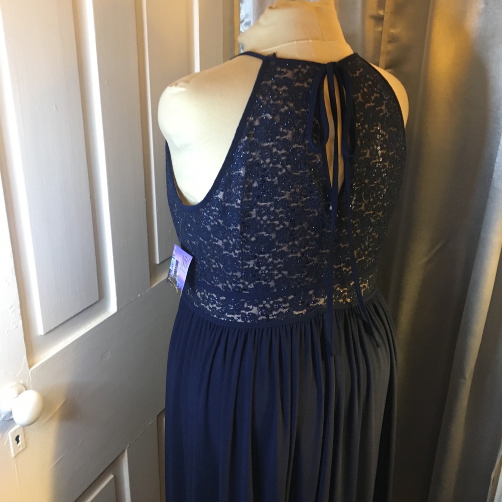 ✨night way lace sequin gown✨ - Picture 4 of 5